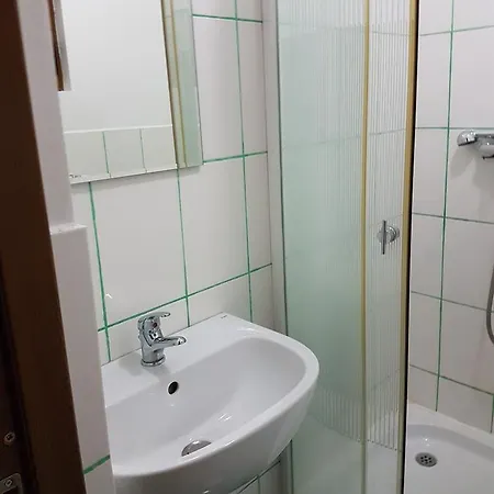 Carmen Bed & Breakfast Cazaci